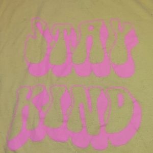 "Stay Kind" Freeze Crop-top Tee